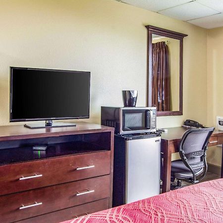 Econo Lodge Newport Exterior foto